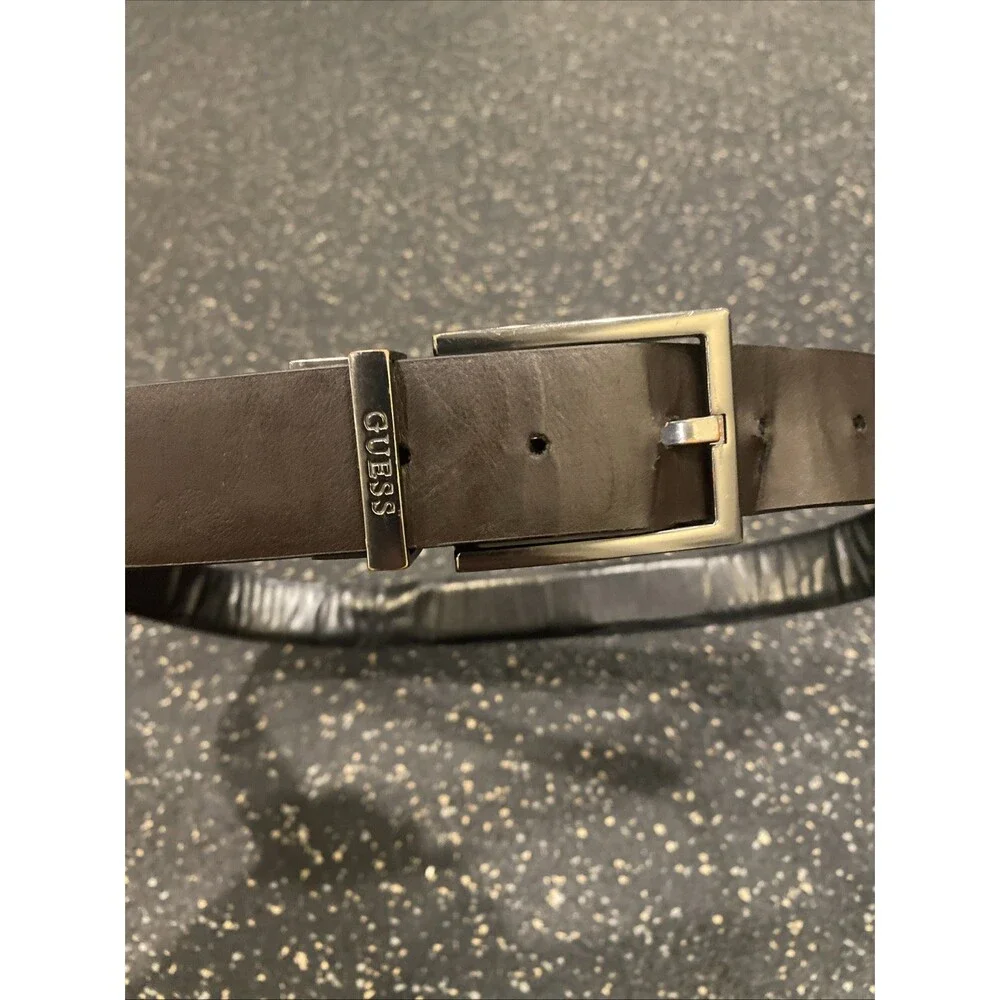 GUESS Mens Large 34-36 Black Brown REVERSIBLE Leather Belt Black Tone Buckle